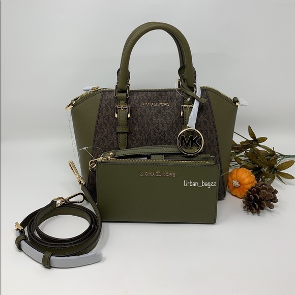 Michael Kors Ciara Medium Messenger and Wallet